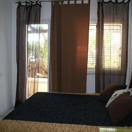 Bed & Breakfast Le Stanze Sul Mare 3*