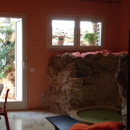 Le Stanze Sul Mare Bed & Breakfast